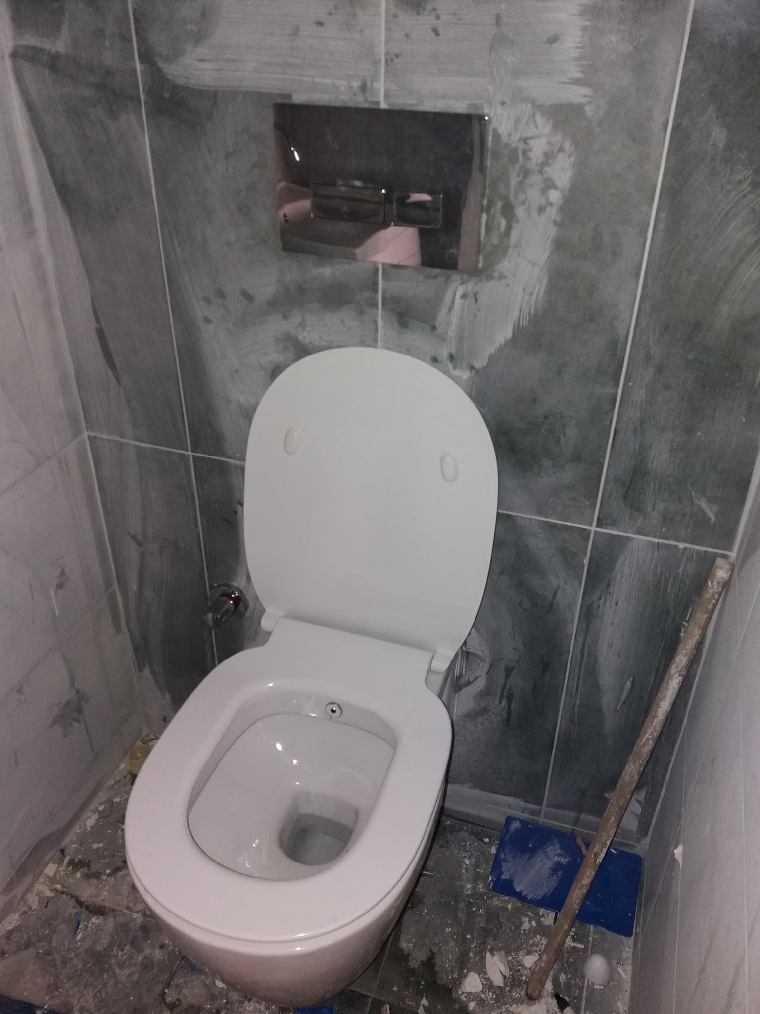 Foça Lavabo WC Açma çalışma aşaması 0
